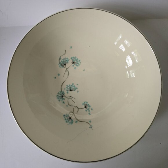Vintage Blue Lace Earthenware Vegetable Bowl With Blue Floral Design - Picture 13 of 13